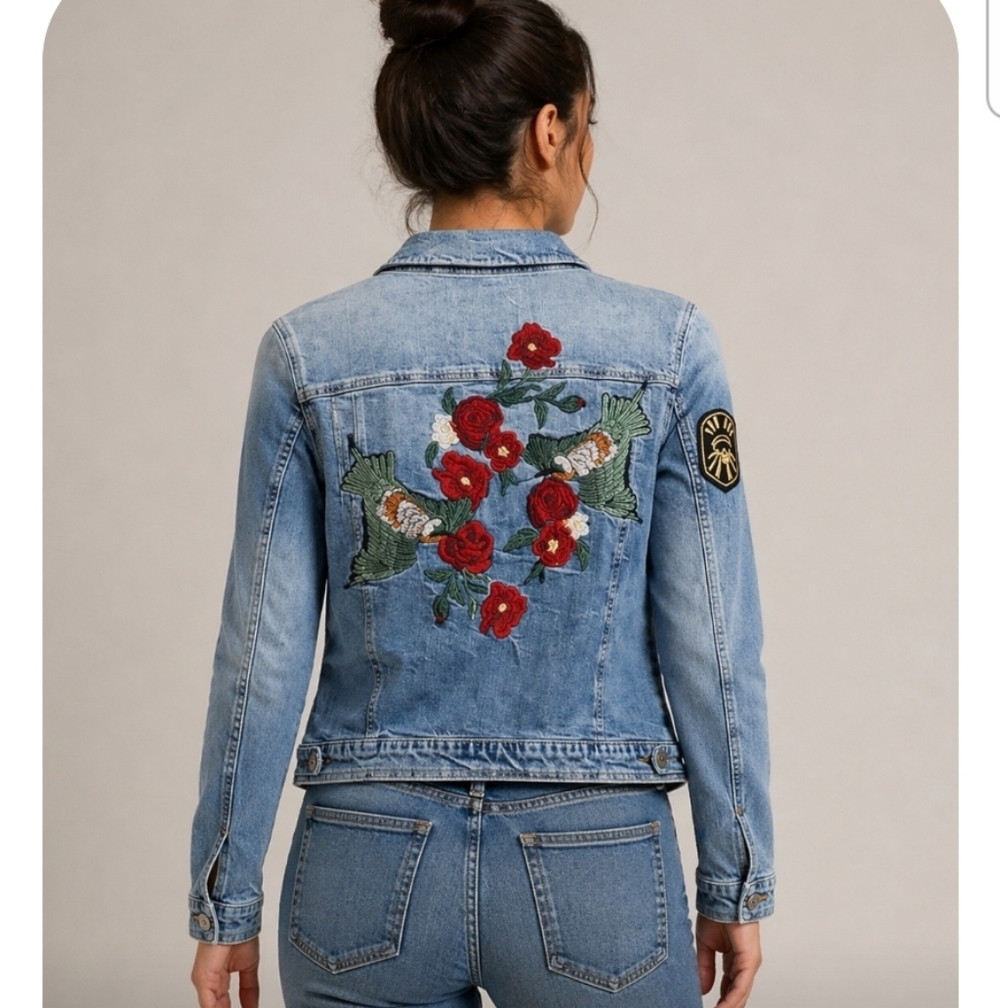MAVI Hummingbird Rose Embroidered New Fit  Distressed Jean Jacket Sample SMALL